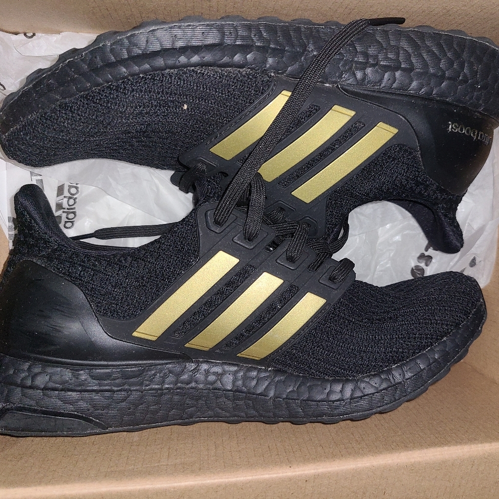 Adidas Ultaboost 4.0 size 4.5